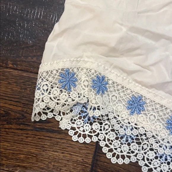 White and Blue Embroidered Coverup - Picture 6 of 7